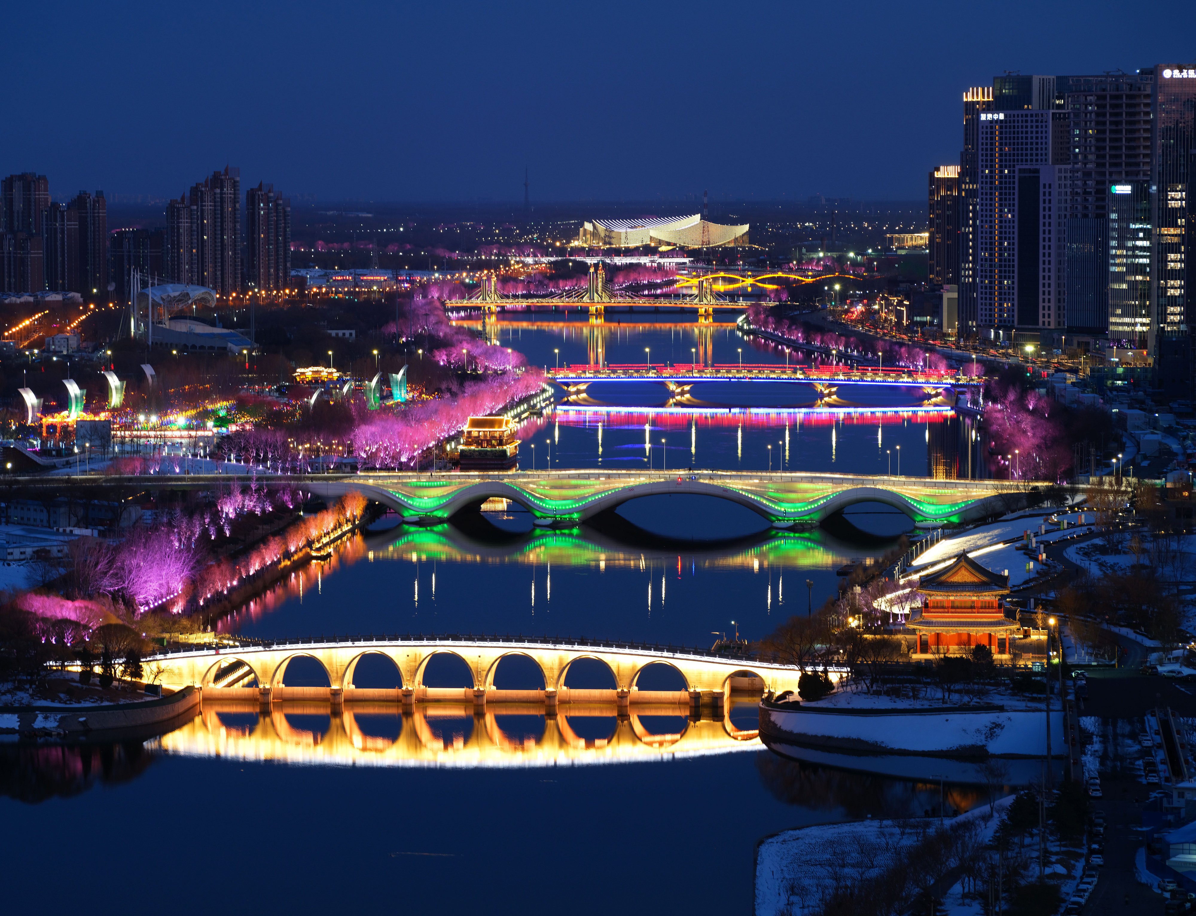 2024年2月22日，京杭大運(yùn)河北京通州段夜景。